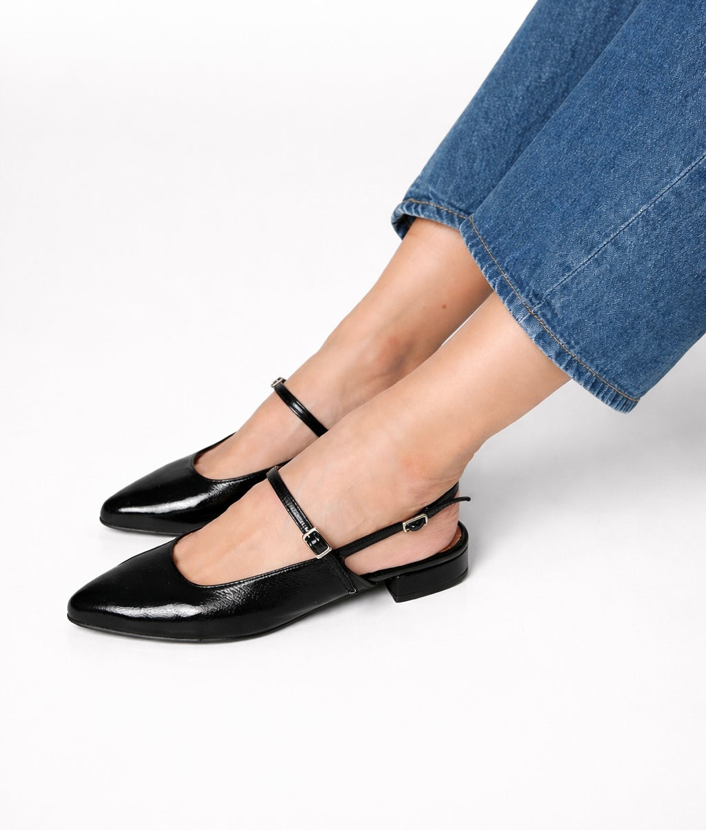 Mary Jane patent leather flats