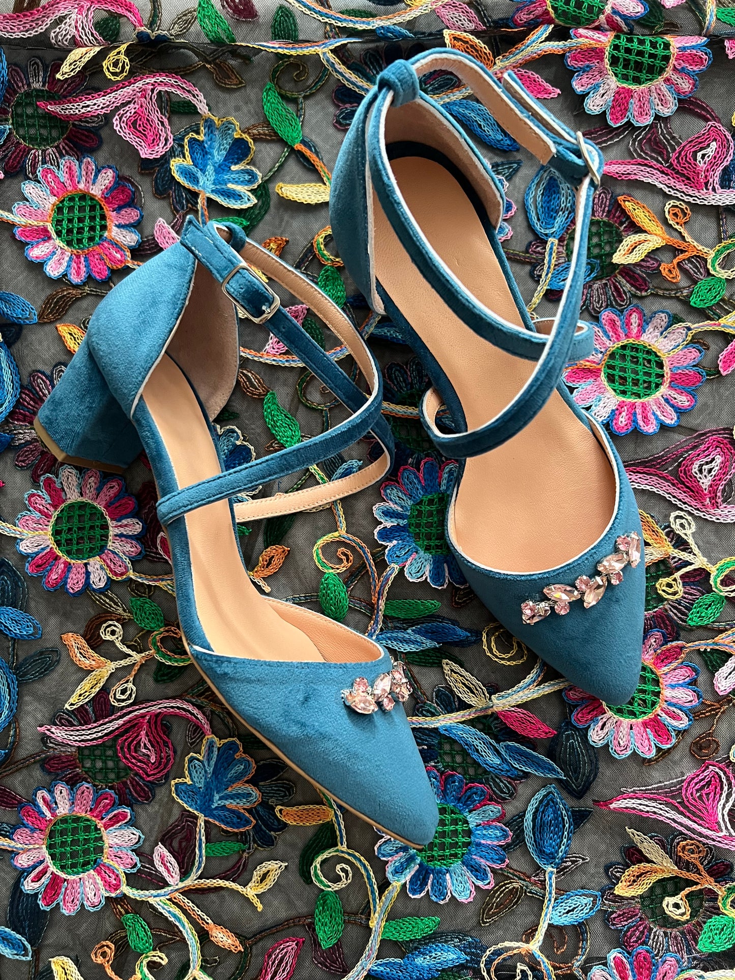 IRIS Teal pumps