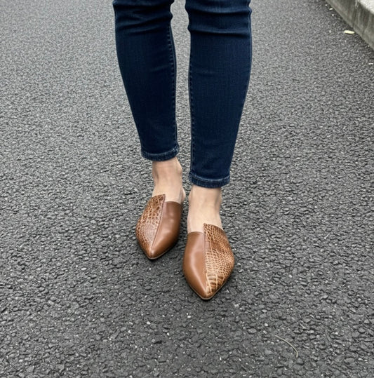 ASHANTE Croc-embossed Leather Mules