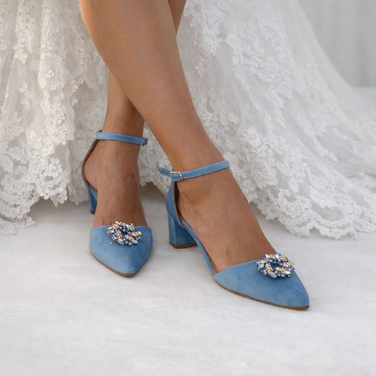 Baby Blue Velvet Melia