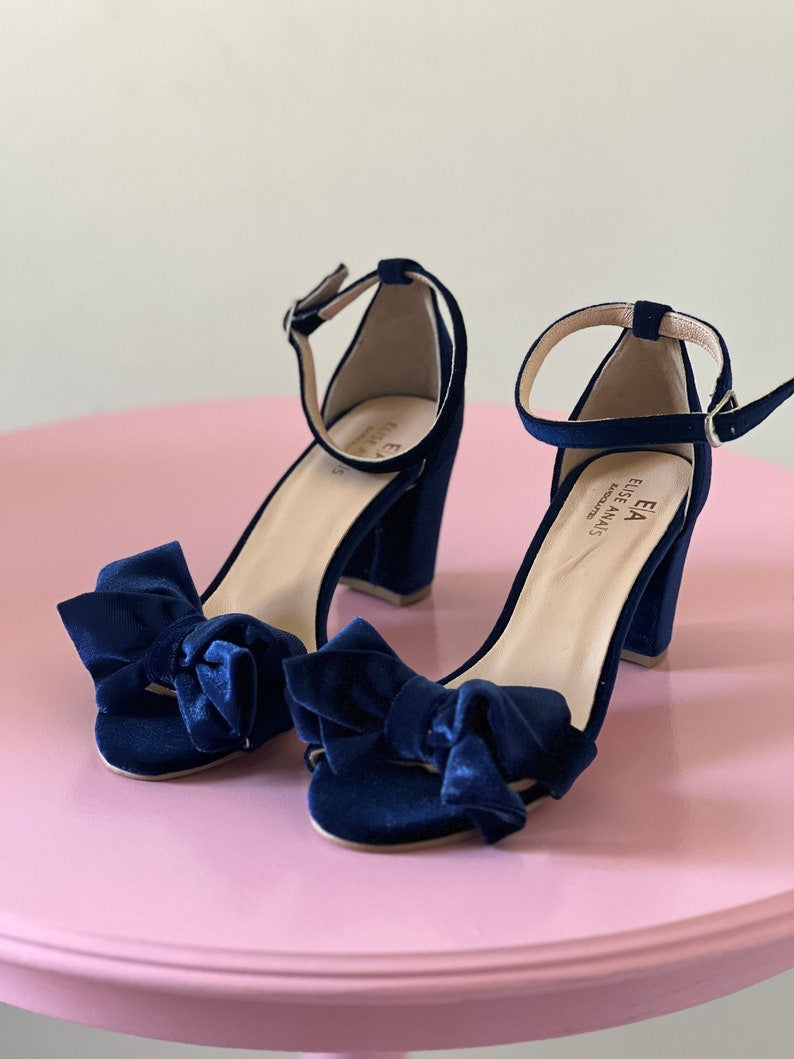Dark Blue Enchanted Bow
