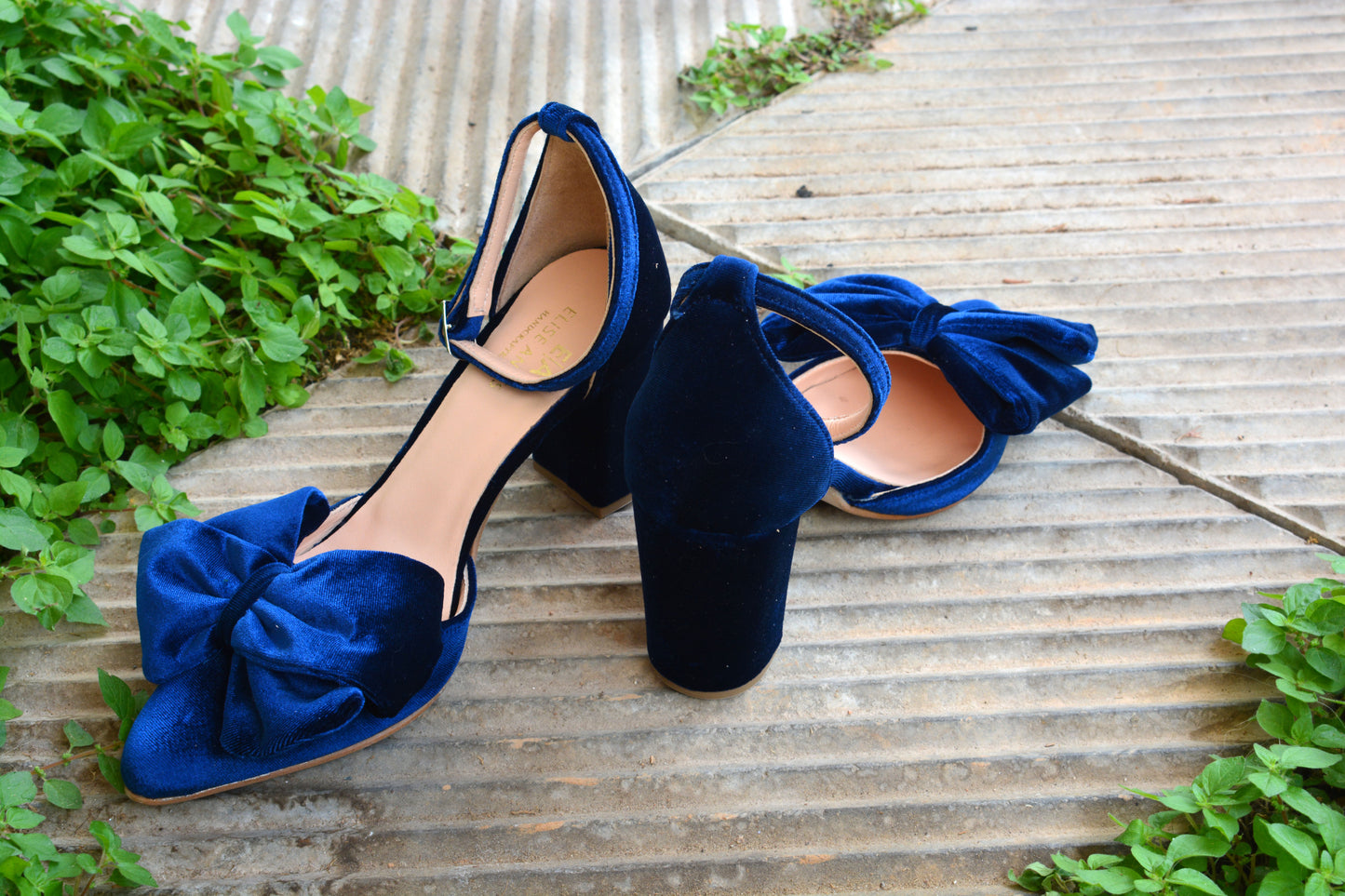 Maddie Bow Dark Blue