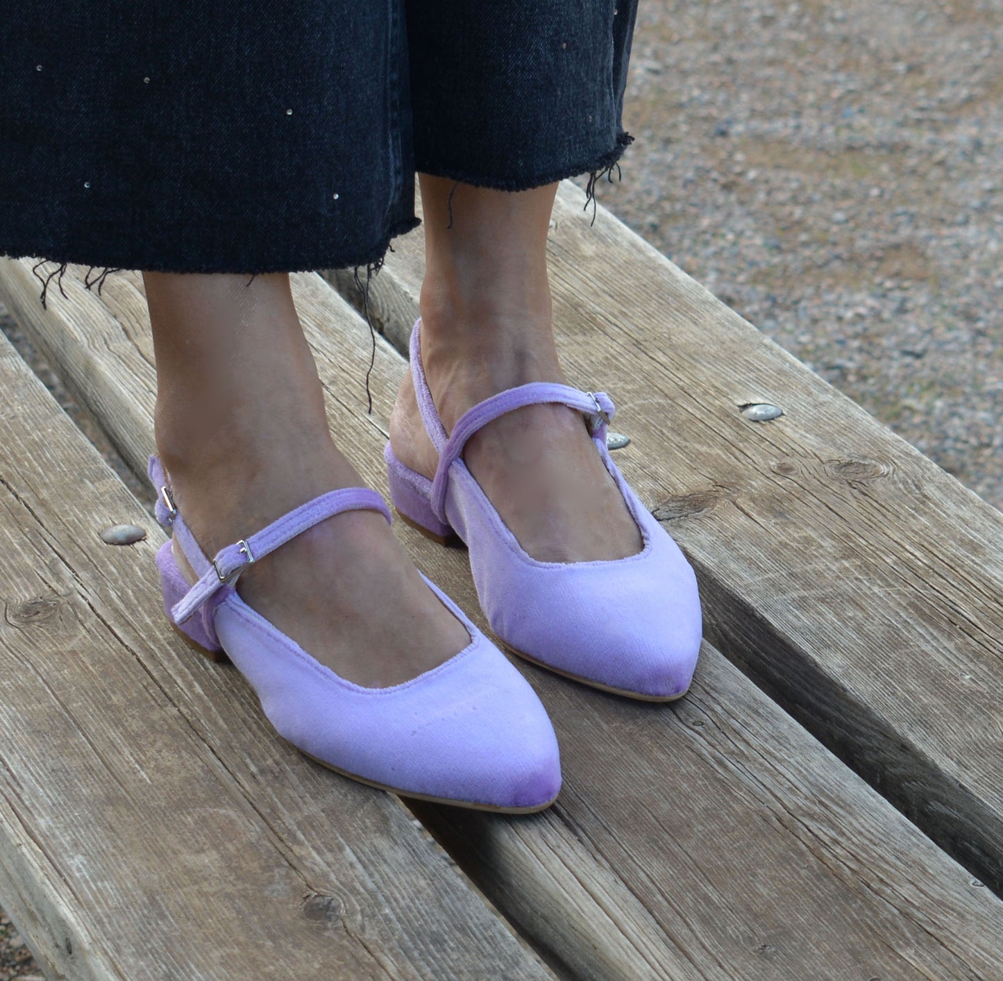 LILA Velvet slingbacks