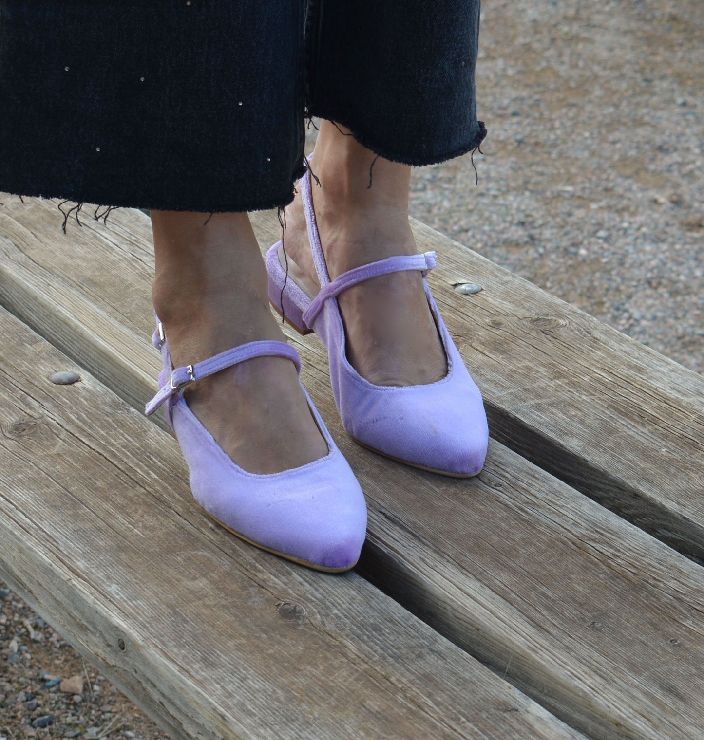 LILA Velvet slingbacks