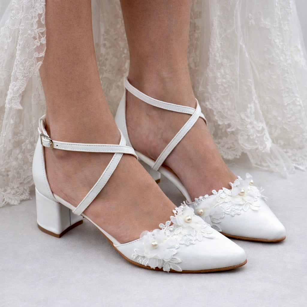 EMILY Flower Lace heels