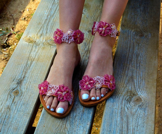 Bridesmaid leather shoes, bridesmaid flat sandals, Wedding party shoes, Maid of honor, Wedding flower sandals ''Amaryllis'