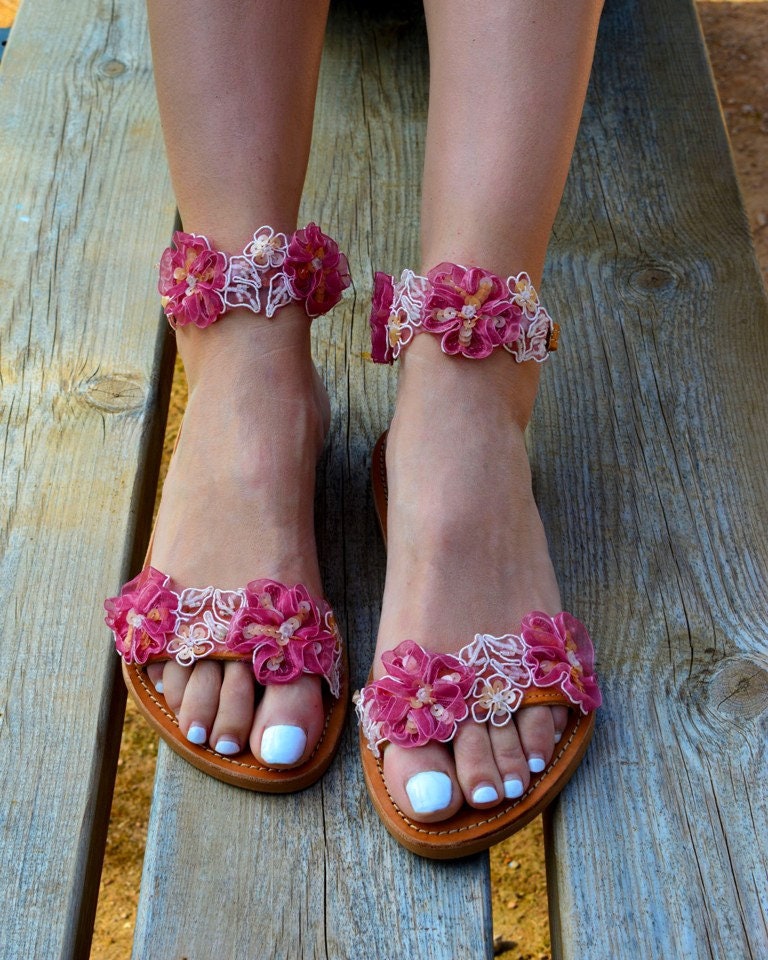 Bridesmaid leather shoes, bridesmaid flat sandals, Wedding party shoes, Maid of honor, Wedding flower sandals ''Amaryllis'